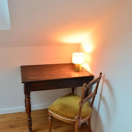 Grand Loft 110m Coeur Historique Et Parking Prive Rare *